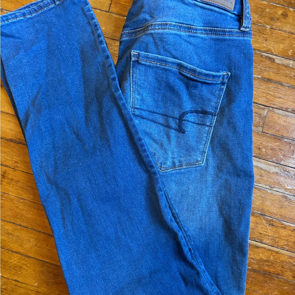 American Eagle Women’s Curvy High Rise Skinny Blue Jeans